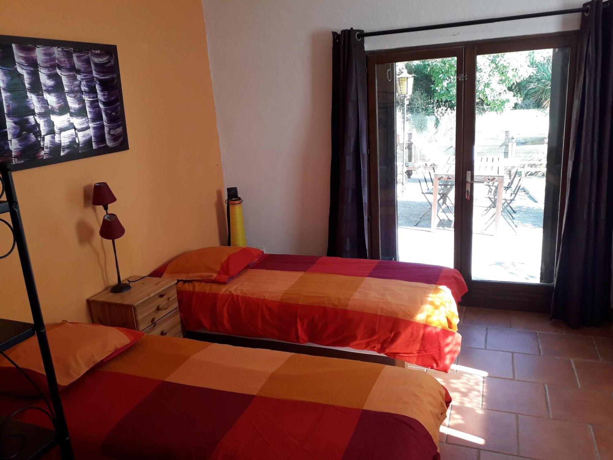 Gites Du Raby Signes Quarto foto